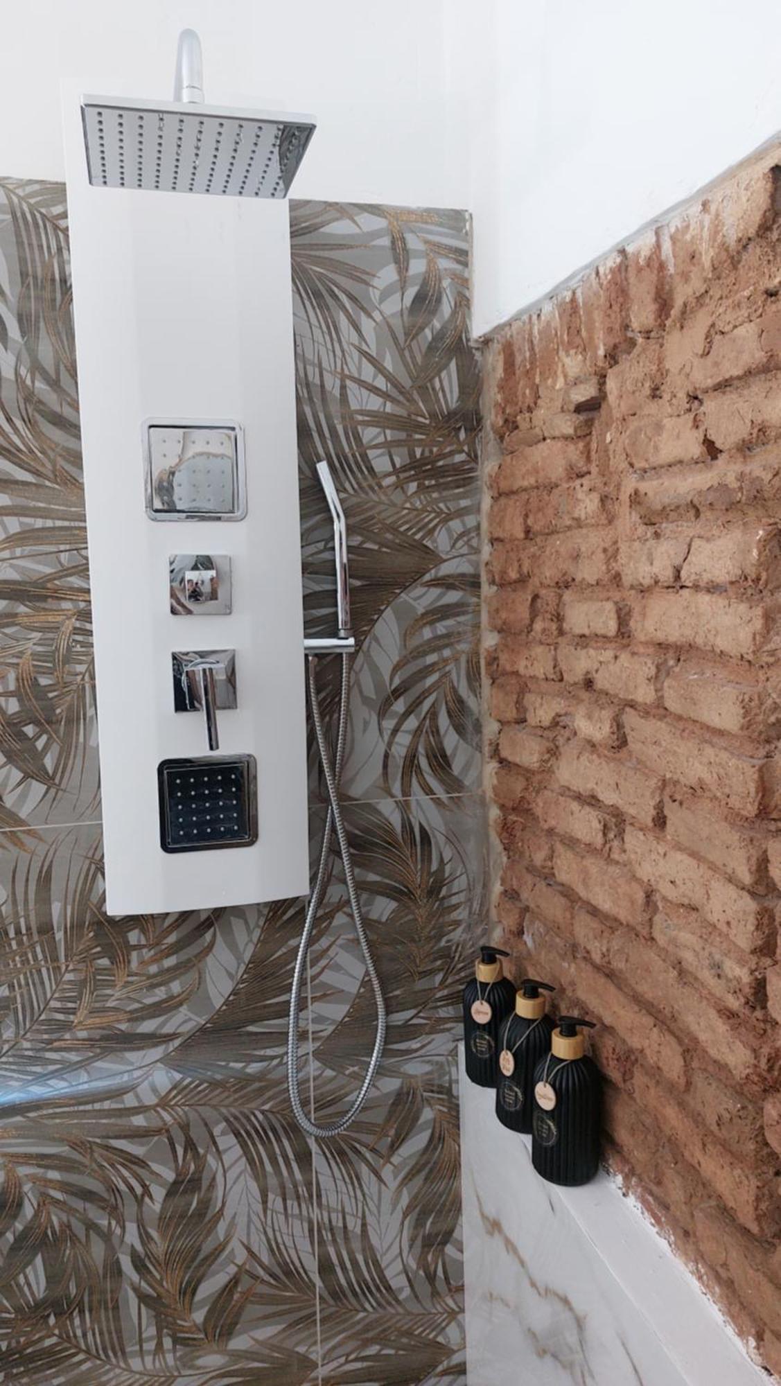 Bellini Luxury Suite 卡塔尼亚 外观 照片