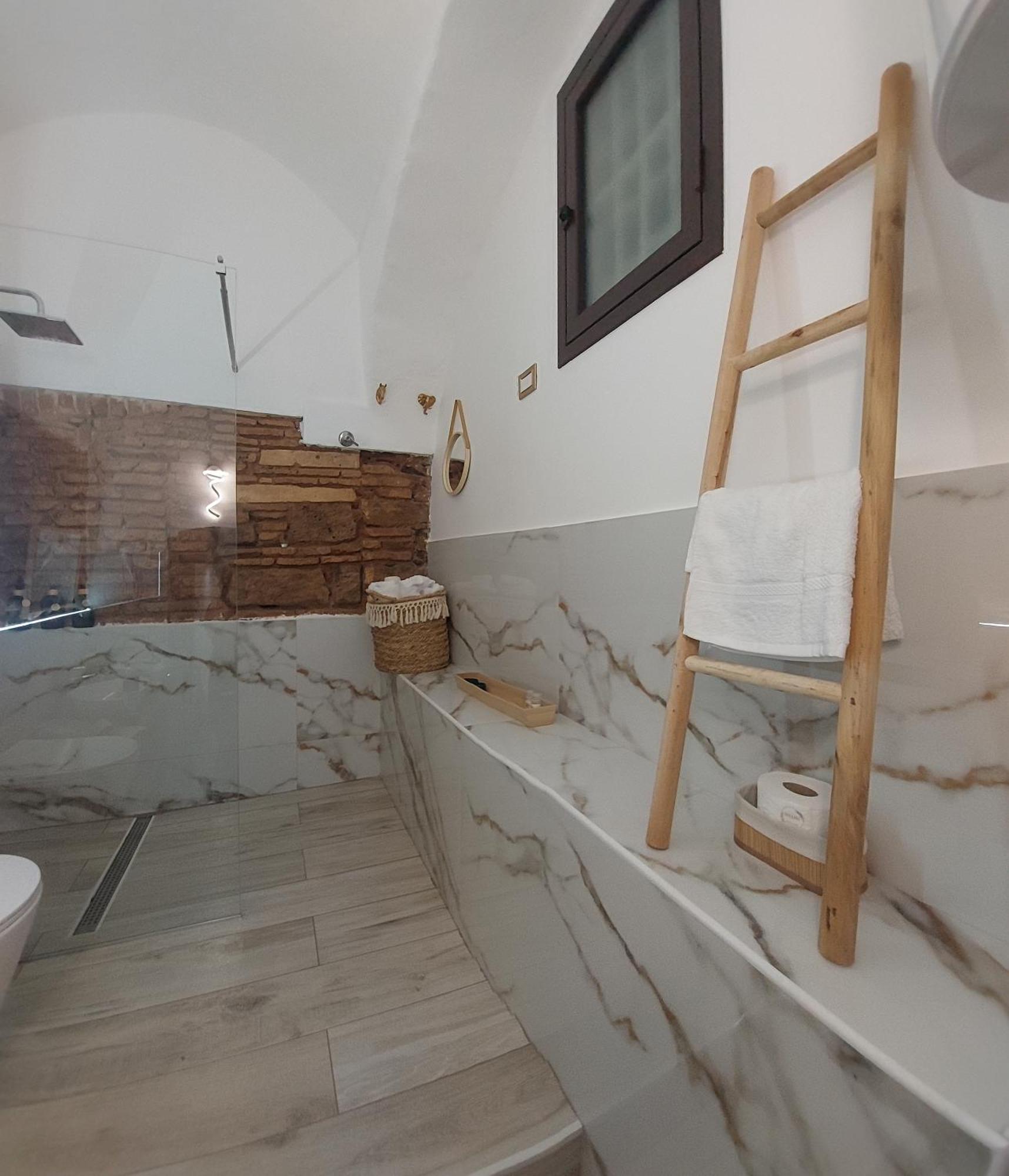 Bellini Luxury Suite 卡塔尼亚 外观 照片